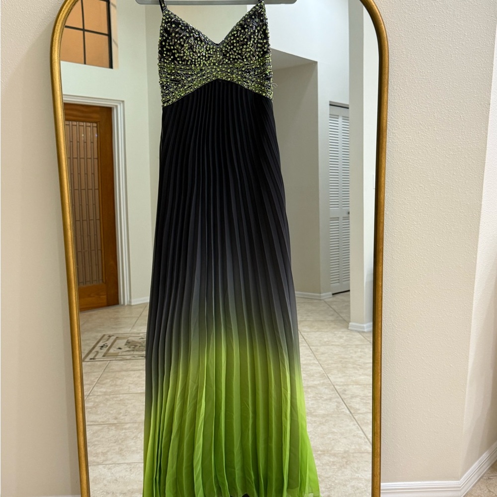 Tony Bowls Black and Green Gradient Maxi Dress